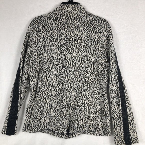 Erin London Women's Sweater Animal Print Jacket Size Adult Medium - Picture 8 of 11